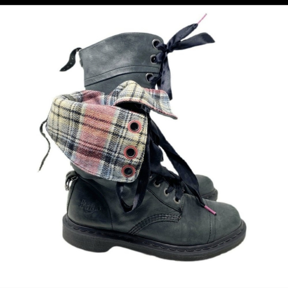 Dr Martens 1914 Triumph 12-eye boots with roll down top